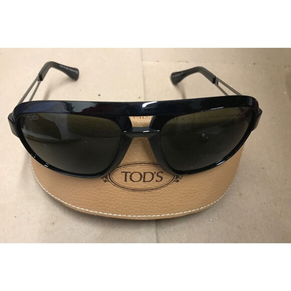 TOD\'S Women\'s Black TO11 O1N Oval Sunglasses main image 7